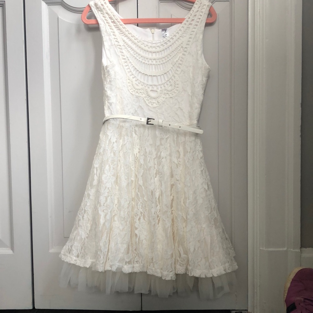White belted lace dress with ruffled hem
